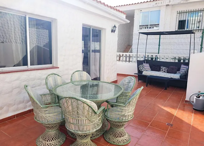 3 Bedroom Pool Front In Ferienhaus *